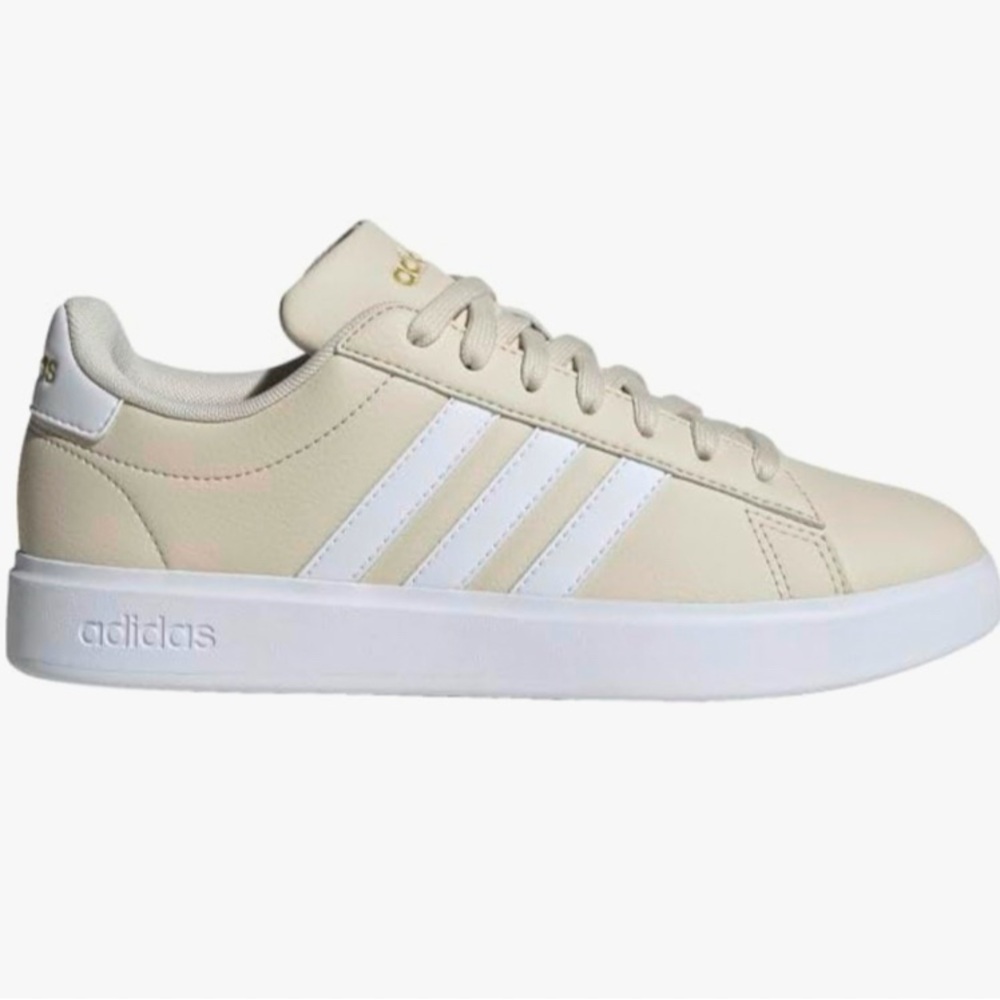 Adidas Women's Sneakers in Cream and White